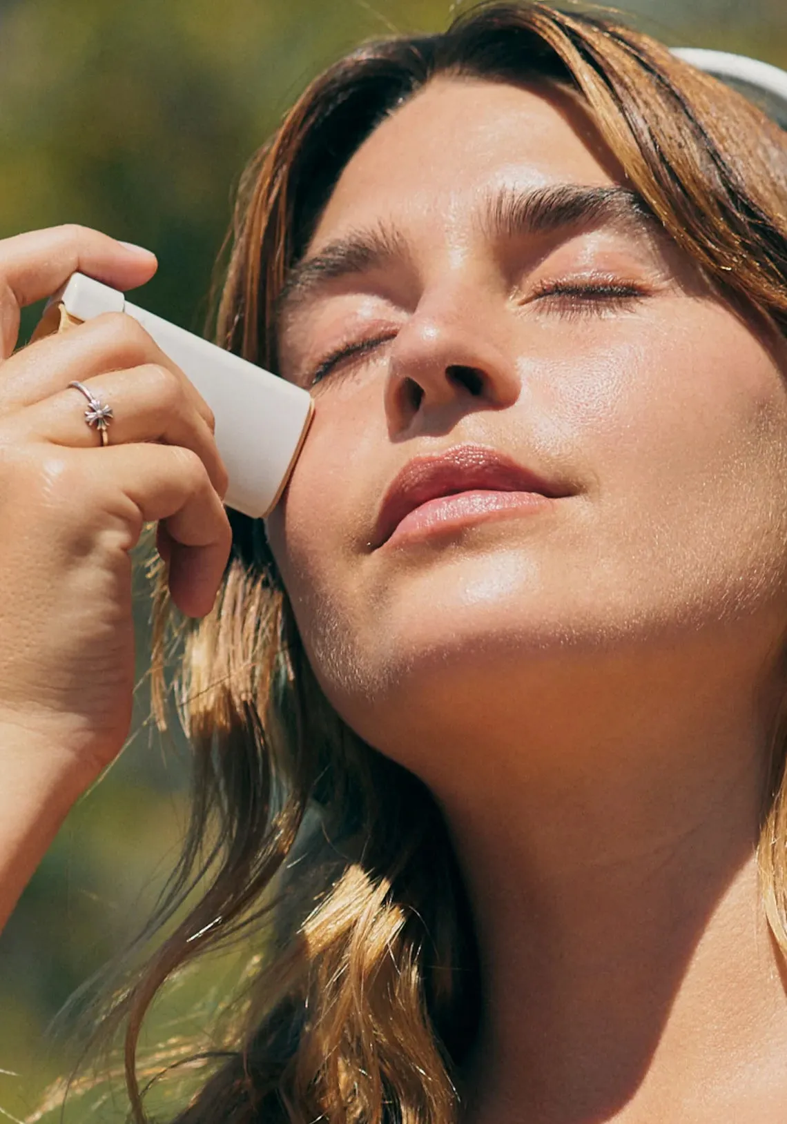 TINTED SUNSCREEN STICK